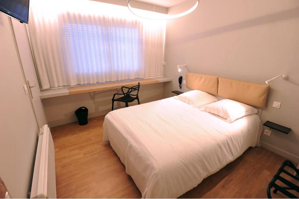 Hotel Vulcain L'Horme Bagian luar foto
