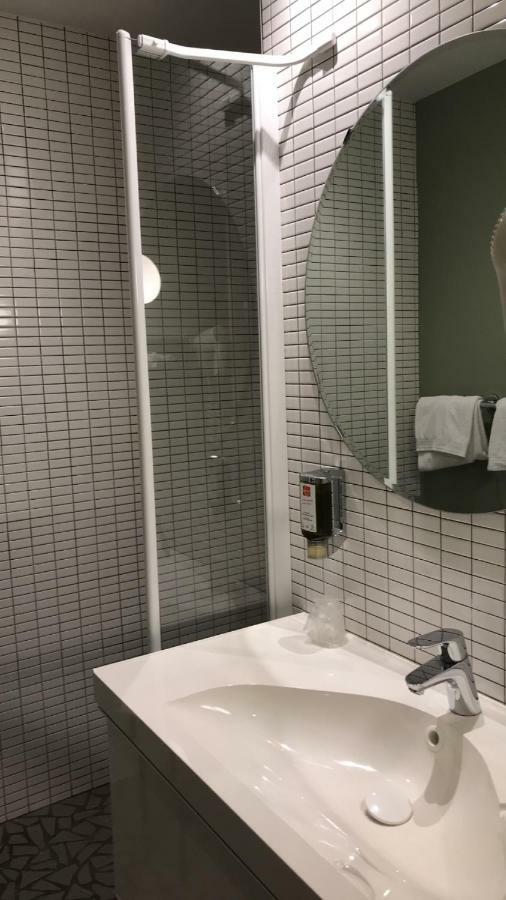 Hotel Vulcain L'Horme Bagian luar foto